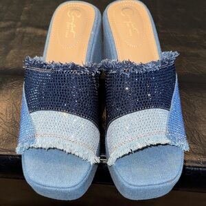Blue Crystal Embellished Women's Wedge Sandals, EUC, size 7